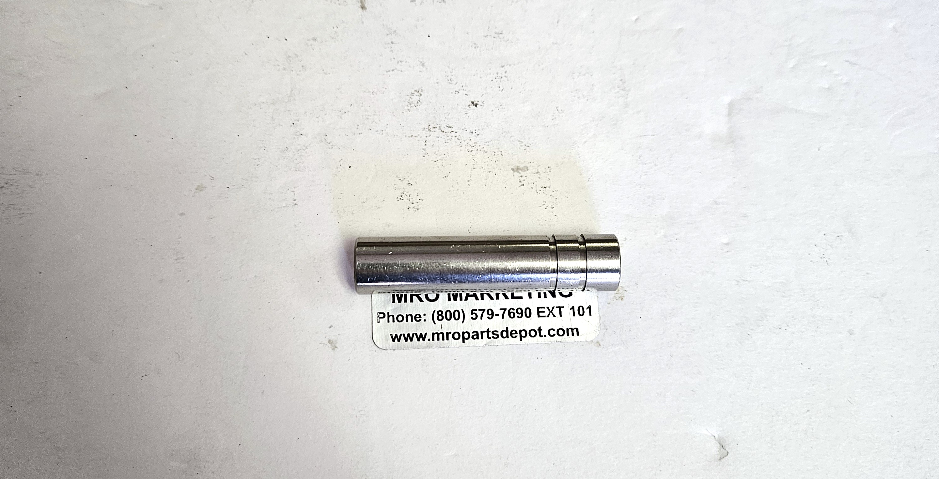 03067A0786 HAYSSEN STUD, FILM ROLLER (2.25LG)